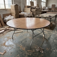 Table de banquet ronde pliable en bois avec pieds en métal, table à manger portable en contreplaqué pour les fêtes, les mariages et la location