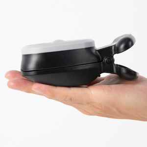 KIND Taille M Vietnam PP+Silicone Ramasse-crottes avec capacité de 350 ml, 1 sac de rechange, 1 mousqueton, pliable et portable, durable - Product Image 1