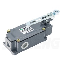 VP19M-21B-491-67U 2.15, 10A, IP67, 1NO+3NC, Levier avec rouleau, Réglage de longueur, Interrupteur de rail, Interrupteur de fin de course