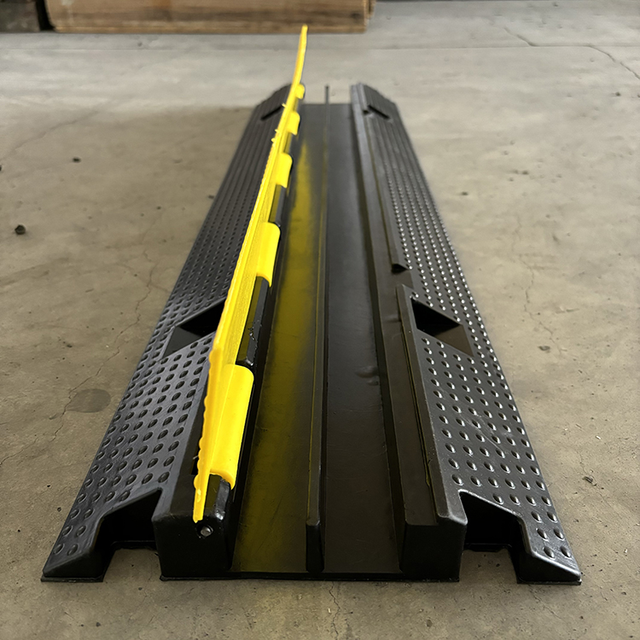 Outdoor 2-Lane Recycled Rubber Heavy-Duty Speed Bump Cable Protector