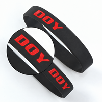 Fournisseur de cadeaux Design Personnalisé Gravé Logo De Marque En Caoutchouc Souple En Silicone Bracelets De Sport pour Hommes