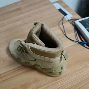 Botas tácticas de senderismo de media caña de cuero genuino de ante vacuno TSB07, color caqui - Product Image 6