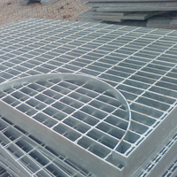 Grille en acier de forme spéciale, découpe CNC, galvanisée à chaud, pour plateforme d'équipement circulaire