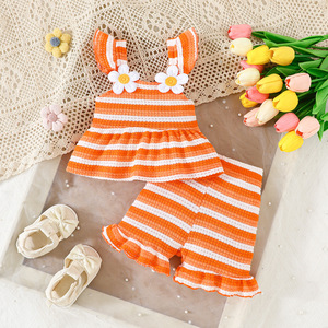 Ensemble décontracté deux pièces style doux pour bébé 2026 : Haut rayé et <span class=keywords><strong>short</strong></span> en dentelle avec bretelles - Product Image 4