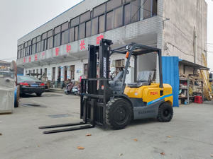 Used TCM FD30 3 Ton Japan Diesel <b>Forklift</b> Good Condition for Fast Shipping in Restaurant Industries for <b>Internal</b> <b>Combustion</b> Use - Product Image 3