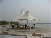 Parasol géant à structure membranaire 850 GSM en PVC pour terrasse extérieure, hôtel, villa, plage, parking