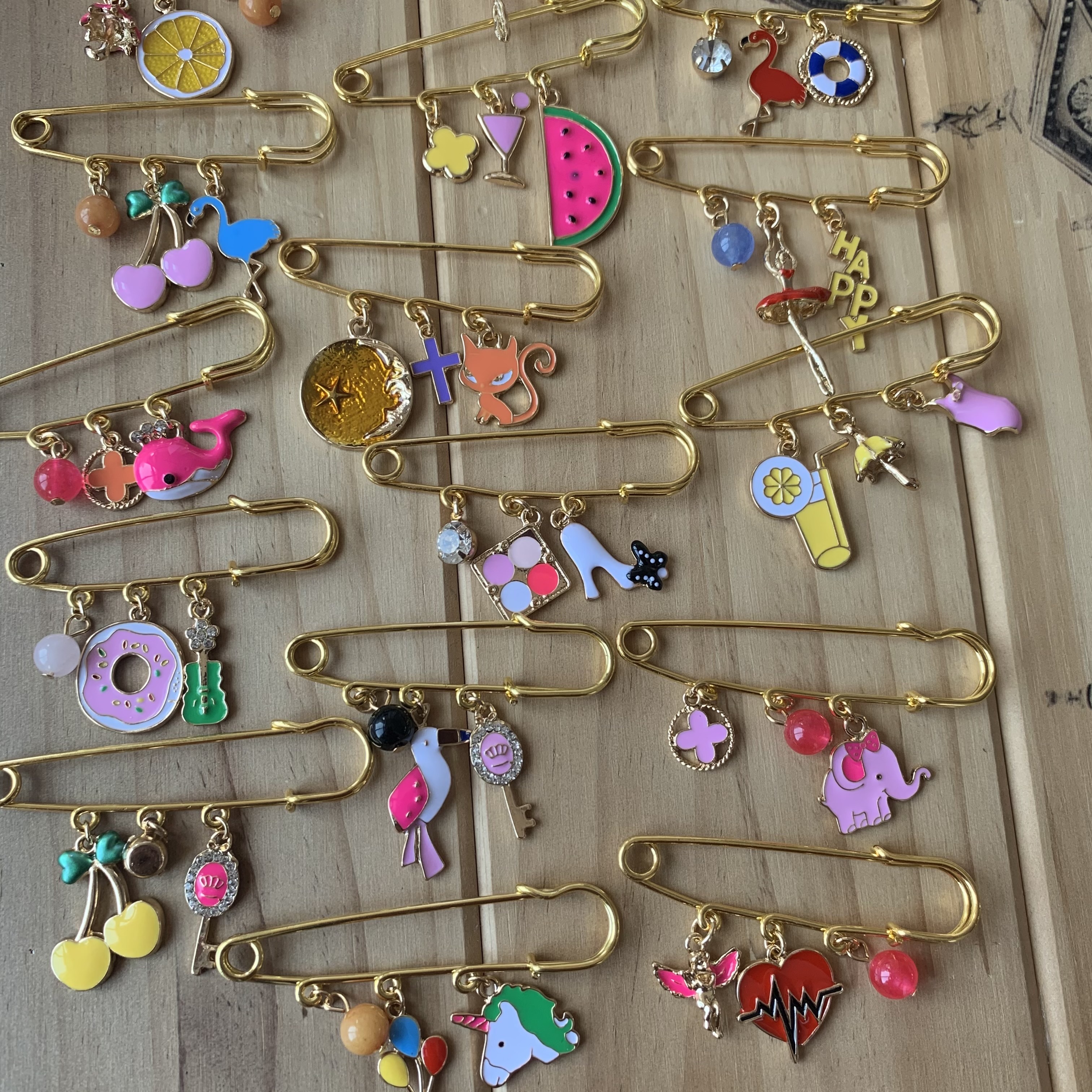 thumbnail image 2 of Airssory Enamel Brooch Pins Set - Cute Flower & Animal Designs For Backpacks, Hats & Jackets 2 of 5