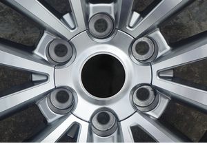 Jantes en alliage d'aluminium de 18 pouces et 19 pouces, adaptées à la Toyota Prado et au Lexus GX - Product Image 4