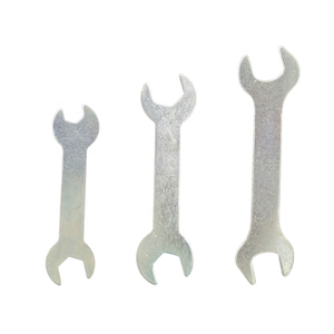 Clé à fourche à extrémité ouverte ultra-mince à tête unique pour l'assemblage de meubles et de salles de bain - Product Image 1