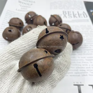 4cm/1.57in Rusty Vintage Metal Bells with Star Shape Hollow Christmas Vacation Home DIY Crafts Decoration