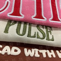 Sudadera Corta con Cierre de Cremallera al por Mayor para Fabricantes, Logotipo Bordado Personalizado, 80% Algodón 20% Poliéster, Sudadera de Forro Polar con Media Cremallera para Mujer