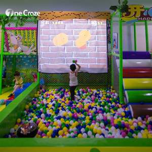 Patio de juegos interior Interacción 3D Juego de pelota de lanzamiento Proyección interactiva AR Simulación Escena Juego multijugador - Product Image 3