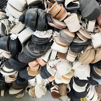 Chaussures de mode d'occasion S14 pour femmes – Qualité supérieure, talons hauts et sandales plates usagées, chaussures de seconde main