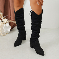 Bottes hautes souples pour femmes, à bout pointu, talon carré, en daim, avec découpe en V, à rabat, style western, noires.