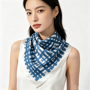 <span class=keywords><strong>Foulard</strong></span> Quadrato Piccolo Blu Personalizzato Stampato All'ingrosso 55cm 100% <span class=keywords><strong>Seta</strong></span> di Gelso per Donna Regalo Estivo - Product Image 1