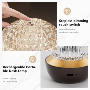 Lampada Notturna LED Moderna e Creativa, <span class=keywords><strong>Luce</strong></span> Calda, Dimmerabile Senza Livelli, Controllo Touch, Lampada da Comodino e Scrivania <span class=keywords><strong>di</strong></span> Media Dimensione, Ricaricabile - Product Image 3