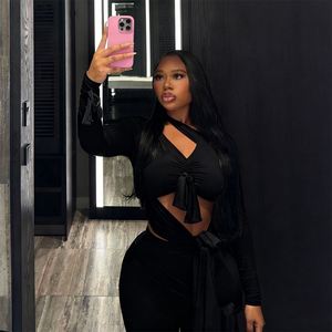 Completo Sportivo Donna Elasticizzato Morbido Senza Cuciture con Cut-out, Top Corto e Pantaloni da Corsa, Abbigliamento Atletico - Product Image 3