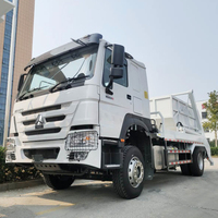 Camion benne basculante HOWO 4X2 300HP à bras articulé, diesel manuel, norme Euro 2, pour collecte de déchets, chargement de conteneurs et compactage de recyclage