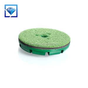 Disque de meulage diamanté 3 pouces 5 flèches avec 3 trous pour meuleuse à béton CPS Disque de meulage diamanté pour sol en béton - Product Image 5