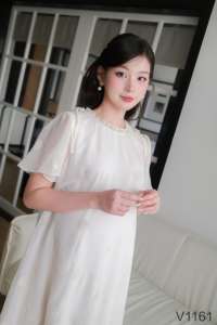 Vestido de maternidad de verano Cómodo tejido transpirable Gasa de seda Floral Bordado Detalle Diseño recto V1161 No decolorado - Product Image 4