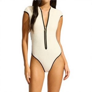 Shorts de sport imperméables pour hommes, respirants, à séchage rapide, imprimés floraux, en maille, pour la plage et la course à pied, vente en gros - Product Image 4