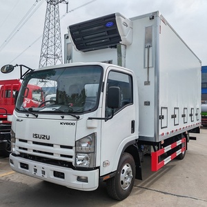 Camión de Carga ISUZU KV600 4*2 para Transporte de Pollitos, Crías y Ganado - Product Image 3