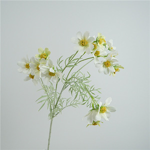 Zhuoou fausses fleurs <span class=keywords><strong>cosmos</strong></span> longue <span class=keywords><strong>fleur</strong></span> unique marguerite flocage tige fleurs artificielles pour la décoration de mariage fournitures décoratives - Product Image 5