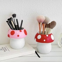 Porte-crayons et pinceaux de maquillage en forme de champignon mignon pour étudiants, rangement décoratif de bureau