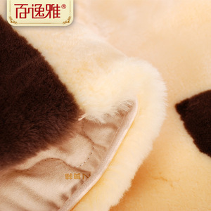 Wool Mattress <b>Pad</b> With Integrated Fur And Leather Plant Pattern Thickened High Density Warm Home Use 1.35m 1.5m 1.8m <b>Bed</b> - Product Image 3