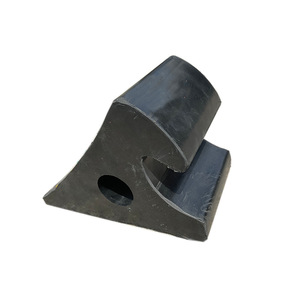 Tampon anti-collision Tianjiu 28x15x20mm en caoutchouc triangulaire pour plateforme élévatrice de voiture et rebords de stationnement - Product Image 2