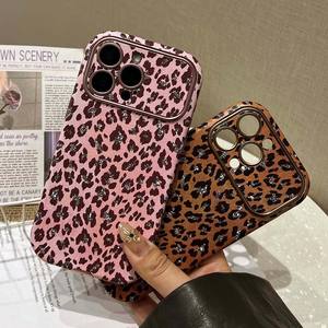 Funda de teléfono con estampado de leopardo bicolor rosa y marrón para iPhone 17 Pro Max, funda suave para 16/15/14, estilo chica picante de nicho - Product Image 3