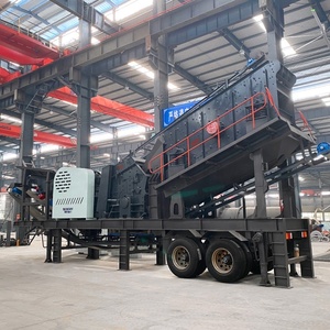 Estación Móvil Cuatro en Uno con Ruedas para Procesamiento de Minerales de Bauxita y Barita, Camión Móvil con Trituradora de Mandíbulas y Trituradora de Impacto - Product Image 4