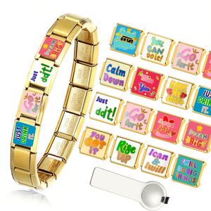 Pulsera ajustable inspirada en dibujos animados Colección Cosmic Charm Cadena chapada en oro italiano - Product Image 6