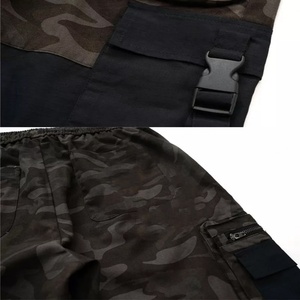 Shorts cargo baggy décontractés pour hommes avec sangle latérale, boucle, poche zippée, multi-poches, personnalisables - Product Image 3
