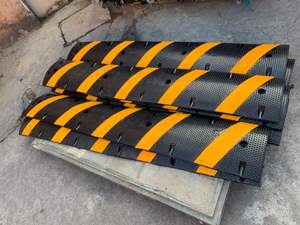 Paillassons de vitesse en caoutchouc pour parkings, paillassons de circulation industriels, paillassons de sécurité réfléchissants en caoutchouc - Product Image 6
