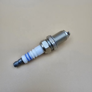 Candele automatiche per sistemi di motori FR7DC + 8 candele di accensione per autoveicoli nelle parti di automobili - Product Image 3