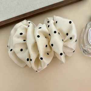 Pince à cheveux en tissu avec nœud français, couleur unie, pince banane en plastique, pince à cheveux polyvalente avec contraste de couleurs pour femme - Product Image 3