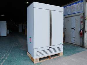 Réfrigérateur vertical de style américain de 920L de 54 po à double porte, réfrigérateur commercial en acier inoxydable à portée de main - Product Image 2