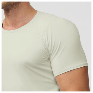 Camiseta Deportiva de Punto Sólido Verde Menta para Hombre, Cuello Redondo, Manga Corta, Corte Regular - Product Image 5