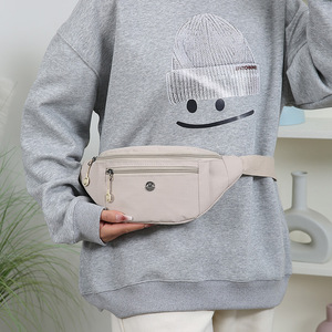 Women's Waist Bag Nylon Water Resistant Multiple Pockets Everyday Use Summer 2026 - Product Image 3
