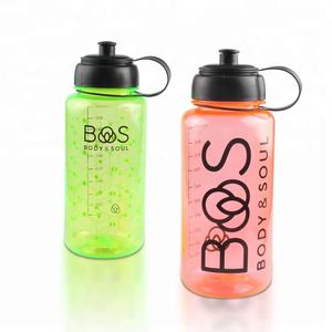 Bouteille d'eau en plastique sans BPA, couleurs assorties, pour le sport et l'usage quotidien, ne convient pas pour la salle de sport, logo personnalisé, fabriqué au Vietnam - Product Image 2