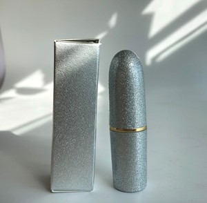 <span class=keywords><strong>Pintalabios</strong></span> tipo bala de alta calidad, lápiz labial <span class=keywords><strong>plateado</strong></span> mate con etiqueta privada - Product Image 3