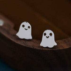 Pendientes de tuerca con diseño de fantasma de dibujos animados Dv3.8s, aleación de oro blanco, joyería de moda unisex linda - Product Image 4