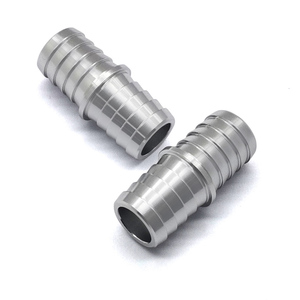 Raccord de tuyau double barbelé en aluminium usiné de 3/4 po avec bride de blocage central, adaptateur de port de vapeur de liquide de refroidissement pour radiateur, pour échange de moteur LS Gen3 Gen4 - Product Image 2