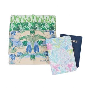 Custom Wholesale <b>Waterproof</b> PU Leather Travel <b>Wallet</b> Cover UV Printed Vintage Style Passport Holder Fashionable Color Options - Product Image 2