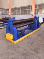 Machine à rouler les tôles hydraulique W11 à 3 rouleaux pour tôles en acier au carbone de 4 à 12 mm, garantie de 2 ans
