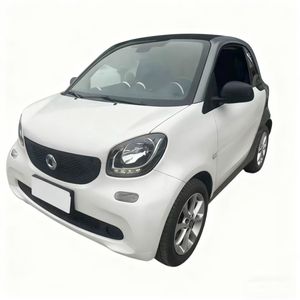 <span class=keywords><strong>Smart</strong></span> <span class=keywords><strong>Fortwo</strong></span> Pure 1.0L Hardtop d'occasion 2015 - Conduite réactive, fonctionnalités intuitives, bien entretenu, prêt à l'exportation, berline - Product Image 1