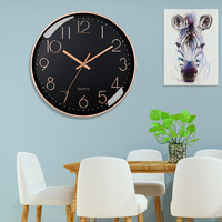 Jam Dinding Digital Quartz Modern 30cm Desain Skala Stereo Plastik Senyap dengan Jarum Penunjuk untuk Ruang Tamu, Satu Sisi, Motif Still Life