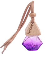 Haute Qualité 10ml Désodorisant Diffuseur Verre De Parfum De Voiture Bouteilles De Parfum De Voiture Suspendus Parfum En Bois Cap Freesia Rose Liquide Parfum
