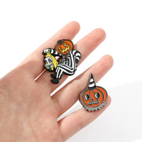 Halloween Broche Cauchemar Noël Sorcière Grotte Tête de Citrouille Jack Personnalisé Noir Nickel Métal Émail Pin Badge